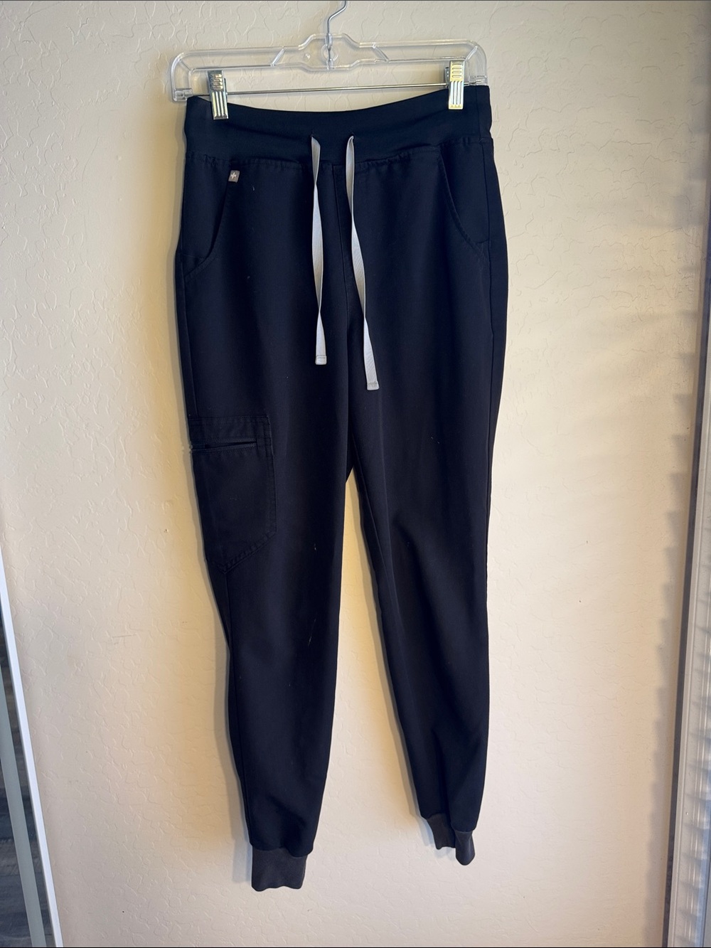 Figs Women's Black Drawstring Jogger Pants